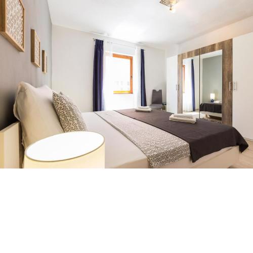 Makalu Apartment
