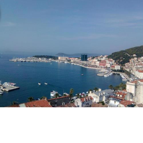 Mali apartman za veliki odmor LUDI
