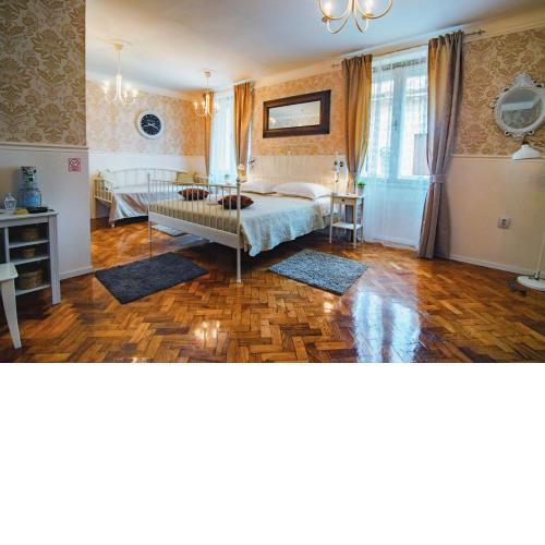 Mama's and Papa's Luxury Rooms