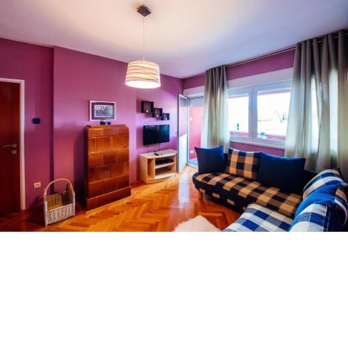 Marina Bay Apartment