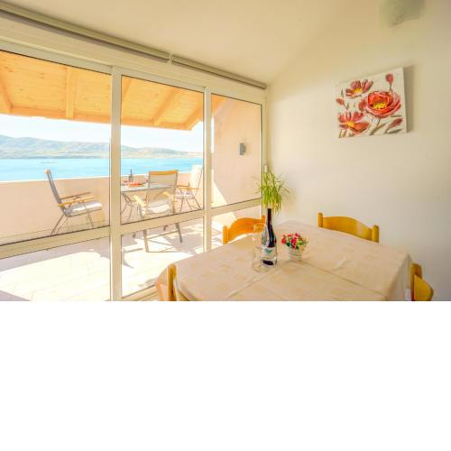 Marva with seaview