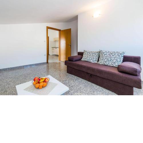 Moderne Unterkunft nur 400 Meter zum Strand mit Parkplatz, WLAN, Klima