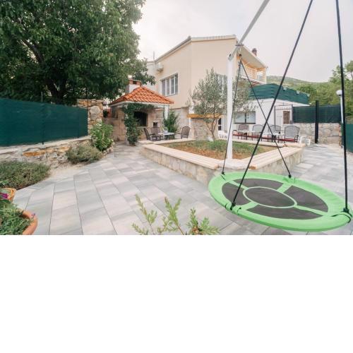 New House and Relaxing Paradise in Gizdavac near Split