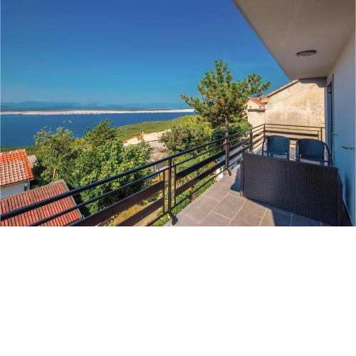 Nice apartment in Dramalj with 2 Bedrooms and WiFi