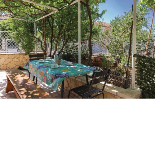 Nice apartment in Medulin w/ WiFi and 2 Bedrooms