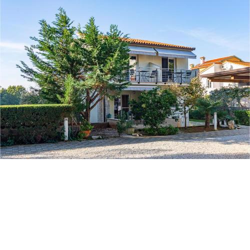 Nice apartment in Medulin with 1 Bedrooms and WiFi