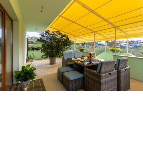 Nice apartment in Nenadici with 3 Bedrooms and WiFi