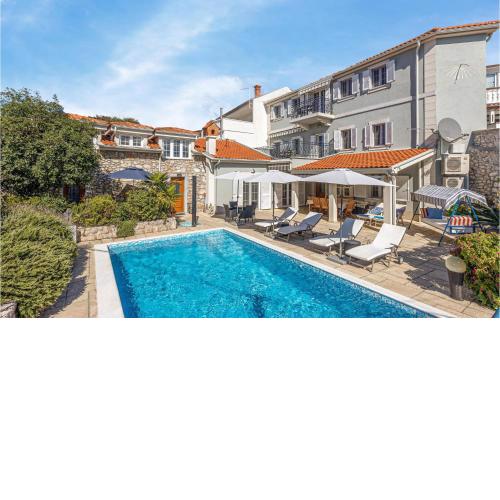 Nice apartment in Novi Vinodolski with 1 Bedrooms, WiFi and Outdoor swimming pool