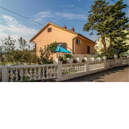 Nice apartment in Novi Vinodolski with 2 Bedrooms and WiFi