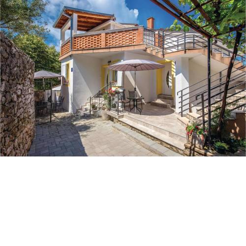 Nice apartment in Novi Vinodolski with 2 Bedrooms and WiFi