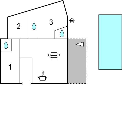Nice apartment in Okrug Gornji with Outdoor swimming pool, 3 Bedrooms and WiFi