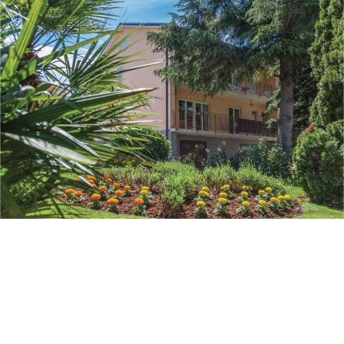 Nice apartment in Pula with 2 Bedrooms and WiFi