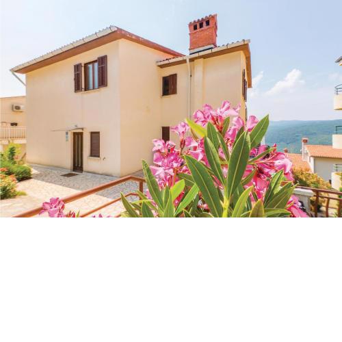 Nice apartment in Rabac with 2 Bedrooms and WiFi