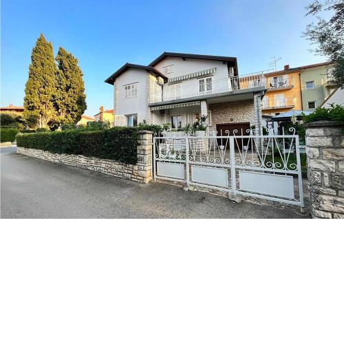 Nice apartment in Rovinj with 2 Bedrooms and WiFi
