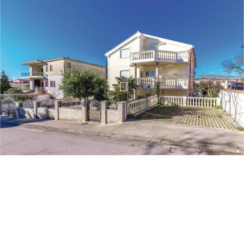 Nice apartment in Selce with 1 Bedrooms and WiFi
