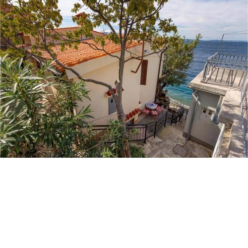 Nice apartment in Starigrad with 1 Bedrooms and WiFi