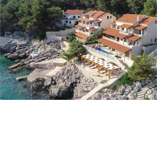 Nice Home In Prizba With Sauna, Wifi And Outdoor Swimming Pool