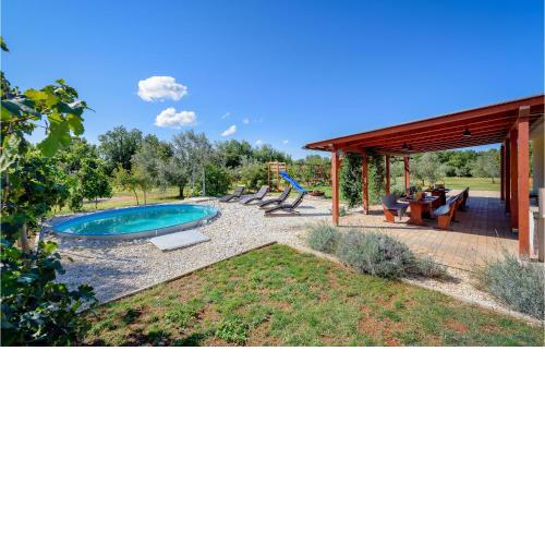 Nice home in Pula with 2 Bedrooms and WiFi