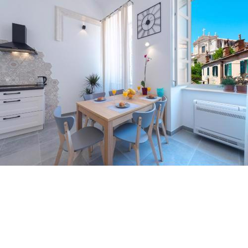 Nikili apartment Old City