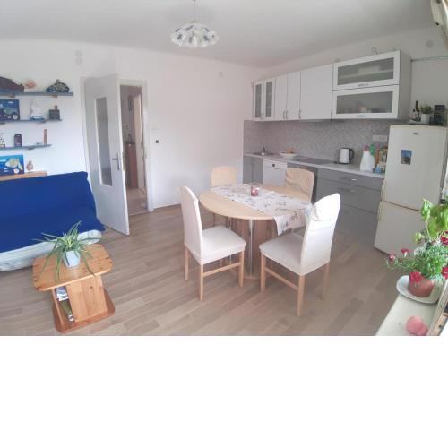 Nina, apartment in city centre