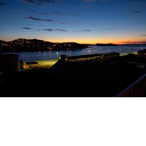 Nostromo Guesthouse with the Sea View
