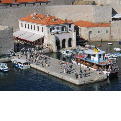 Old Town Port Apartments