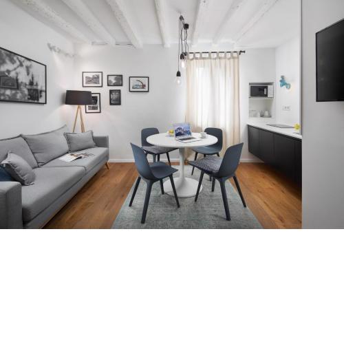 Old Town Rovinj Apartments by Irundo