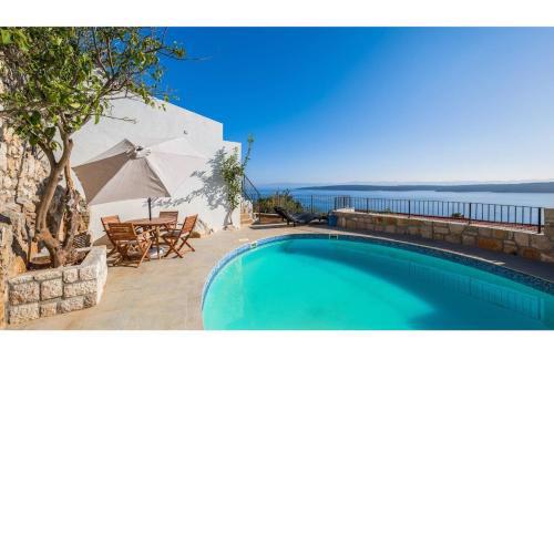 Old Tree Villa