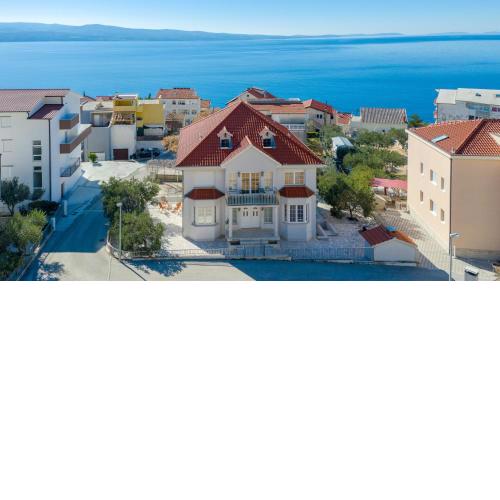 OMIŠ Dream house Blue sky