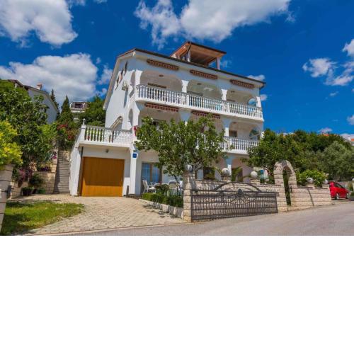 One-Bedroom Apartment in Crikvenica LXV