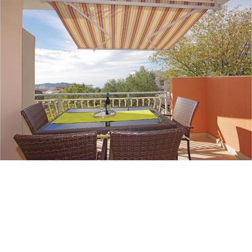 One-Bedroom Apartment in Makarska