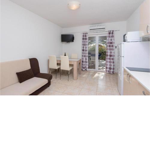 One-Bedroom Apartment in Orebic