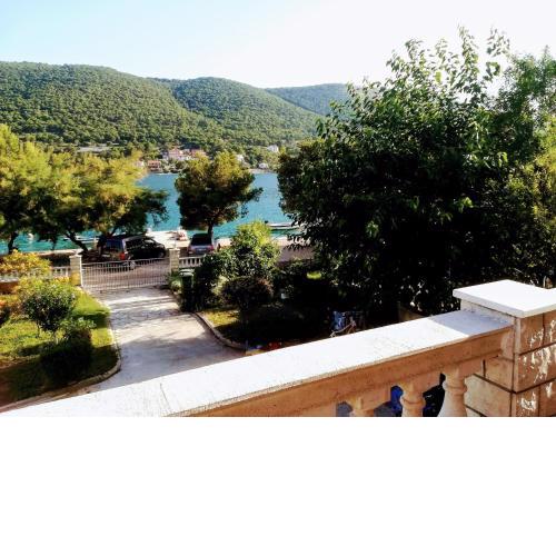 Open Sea Apartmani