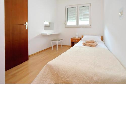 Pepi Apartments 2