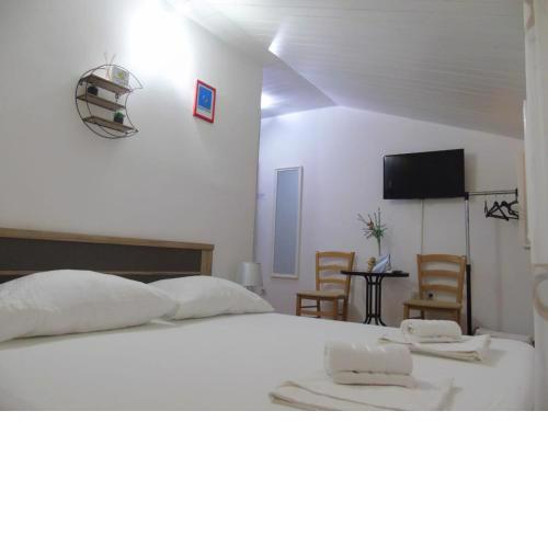 Peric Rooms