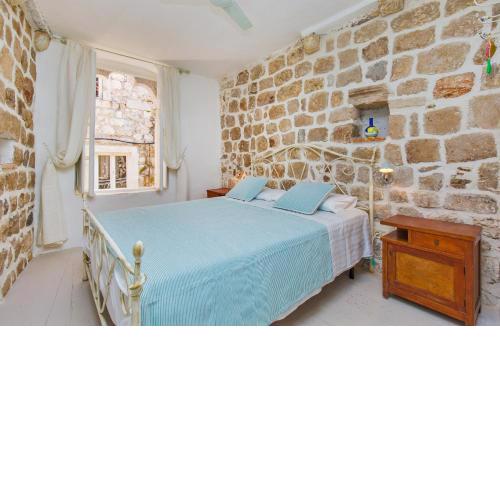Peti Apartment
