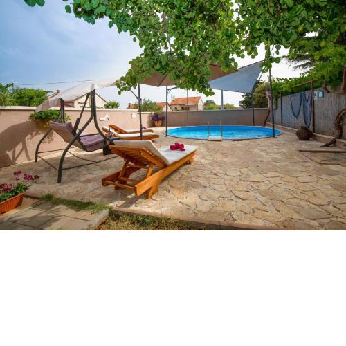 Pool Apartment Bakija 2