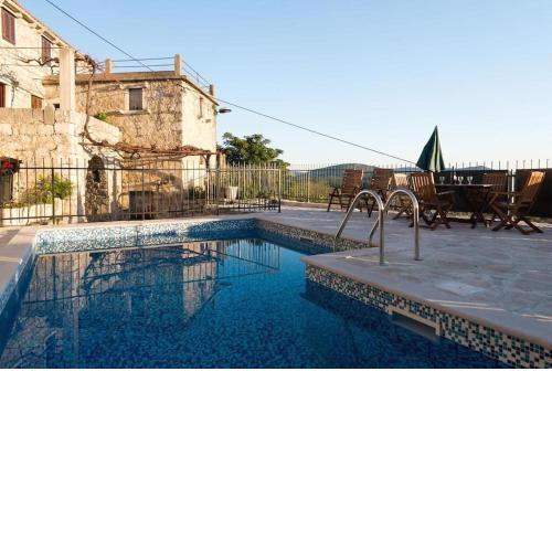 Private pool villa - Meditteranean peace