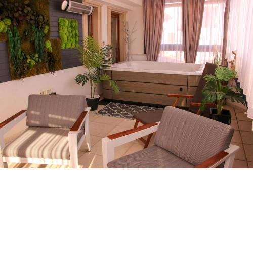 PULA PORTA AUREA & Wellness Oasis