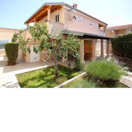 Queen beach Nin apartments Venera - AE1444