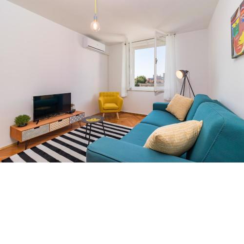 Quirky Apartment Arena with parking