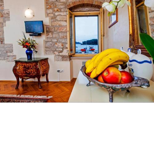 Residence La Carera by Porta Antica