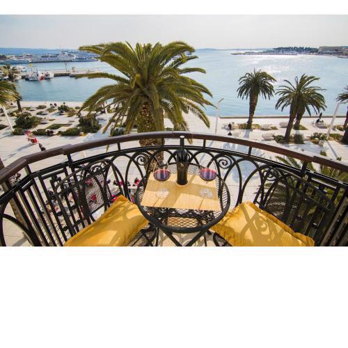 Riva Royal View Luxury Apartments
