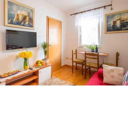 Roberto’s Apartment