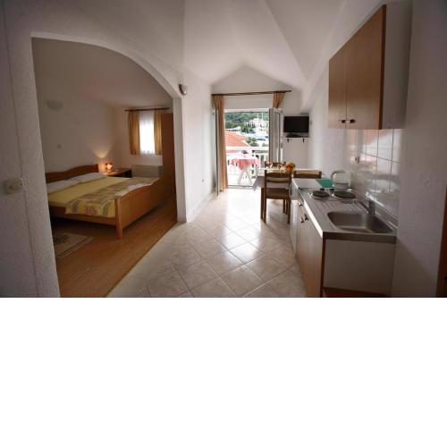 Room in Studio - Studio Apartment 3, first floor