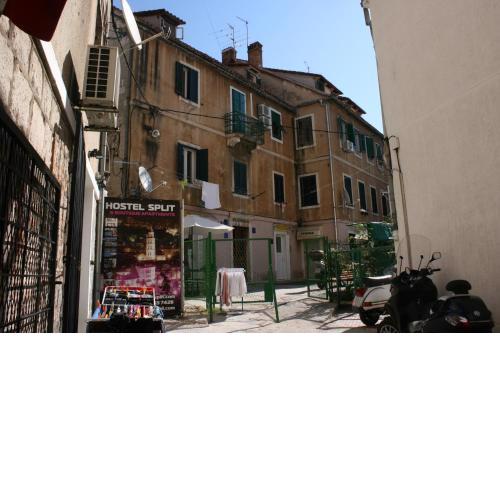 Rooms by the sea Split - 6973