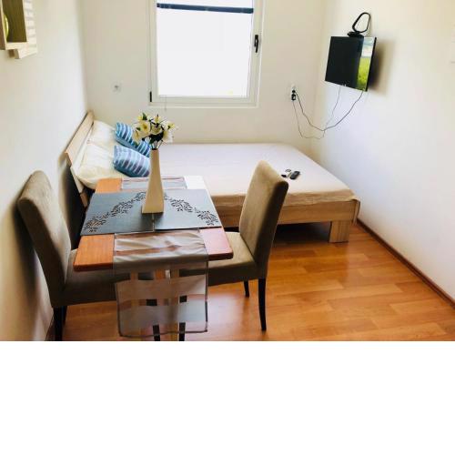 Rooms for two with private bathroom near Split center