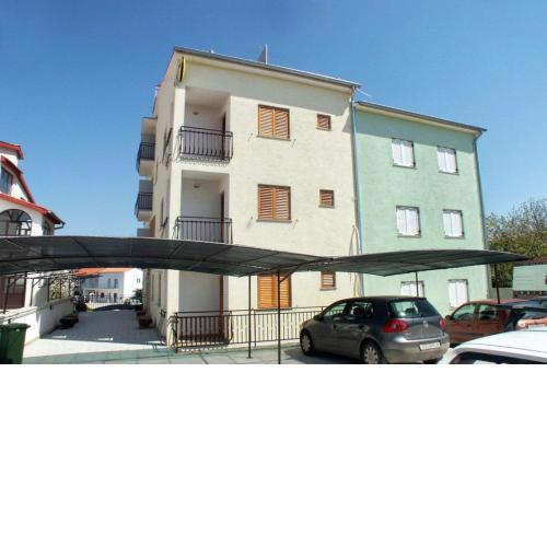 Rooms with a parking space Rovinj - 3010