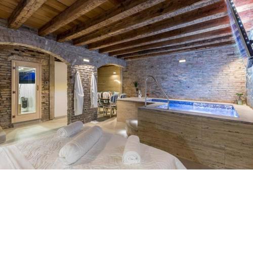 ROYAL SPA-LATUM APARTMENT