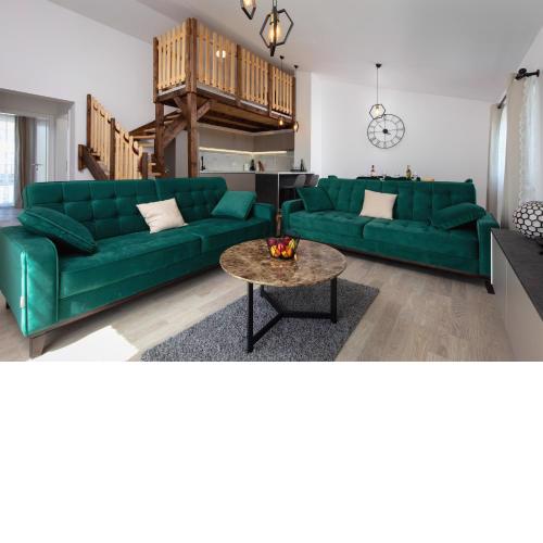Royal View Apartment
